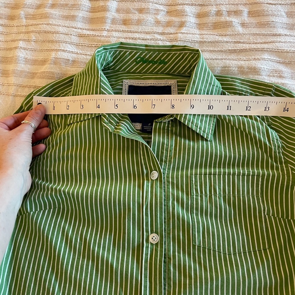 American Eagle striped button down - Picture 6 of 10